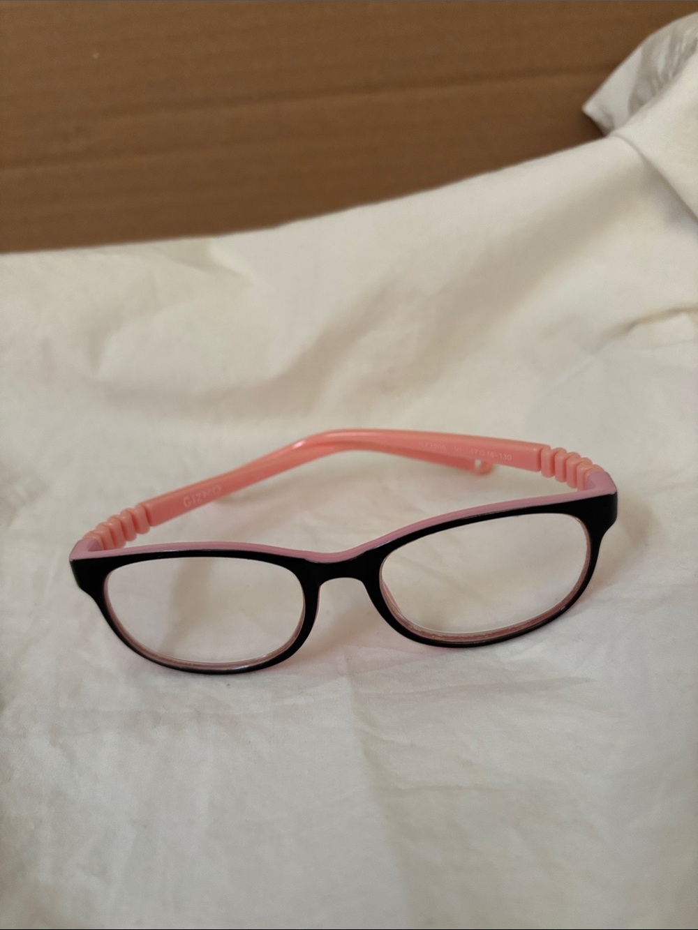 Gizmo Kids Pink and Black Eyeglasses Frame - Youth Reading Glasses